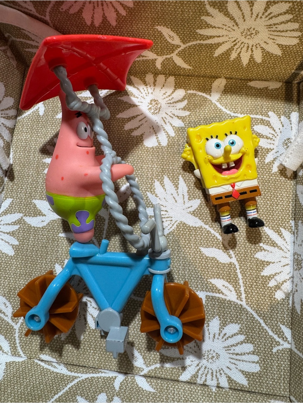Vintage 2004 SpongeBob SquarePants Patrick & SpongeBob Toy Set - Yellow & Pink